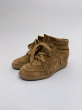 Load image into Gallery viewer, IM BOBBY COGNAC tenisice