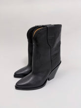 Load image into Gallery viewer, IM LEYANE ČIZME BLACK