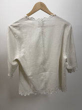 Load image into Gallery viewer, IM SHANA TOP WHITE