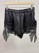 Load image into Gallery viewer, IM ILDANA KRATKE HLAČE