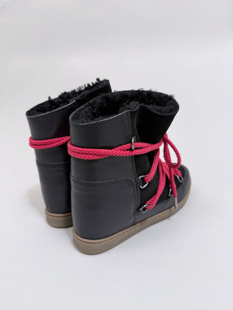 ISABEL MARANT NOWLES BOOTS BLACK