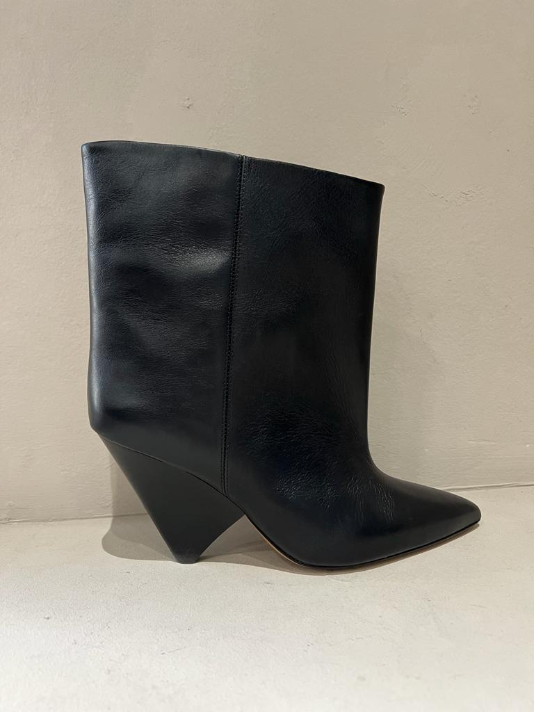 ISABEL MARANT MIYAKO LEATHER BOOTS BLACK – Nicolas Concept Store