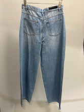 Load image into Gallery viewer, IRO ULYSSE HLAČE LIGHT DENIM
