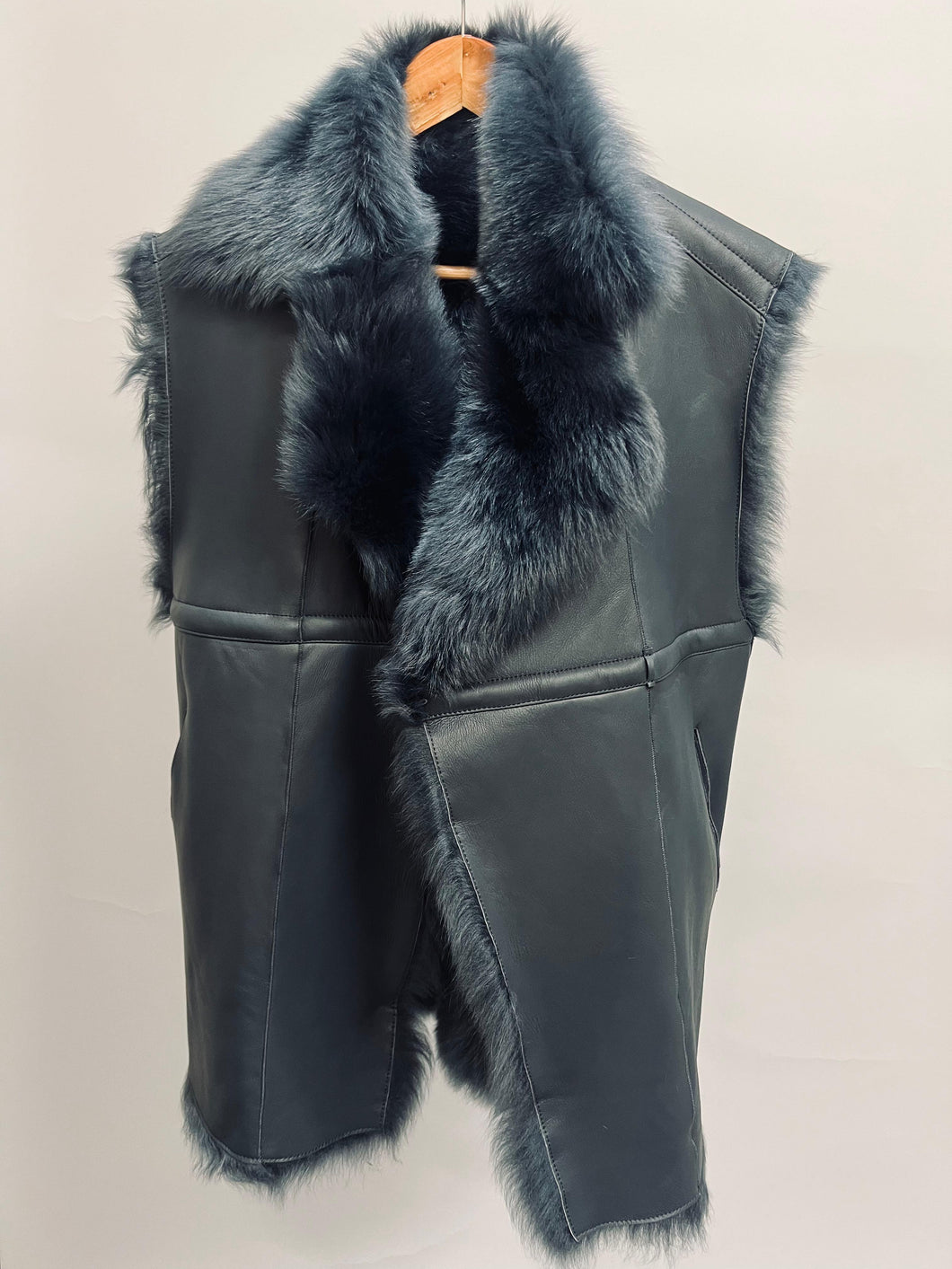 IRO YEMINI JAKNA CHARCOAL